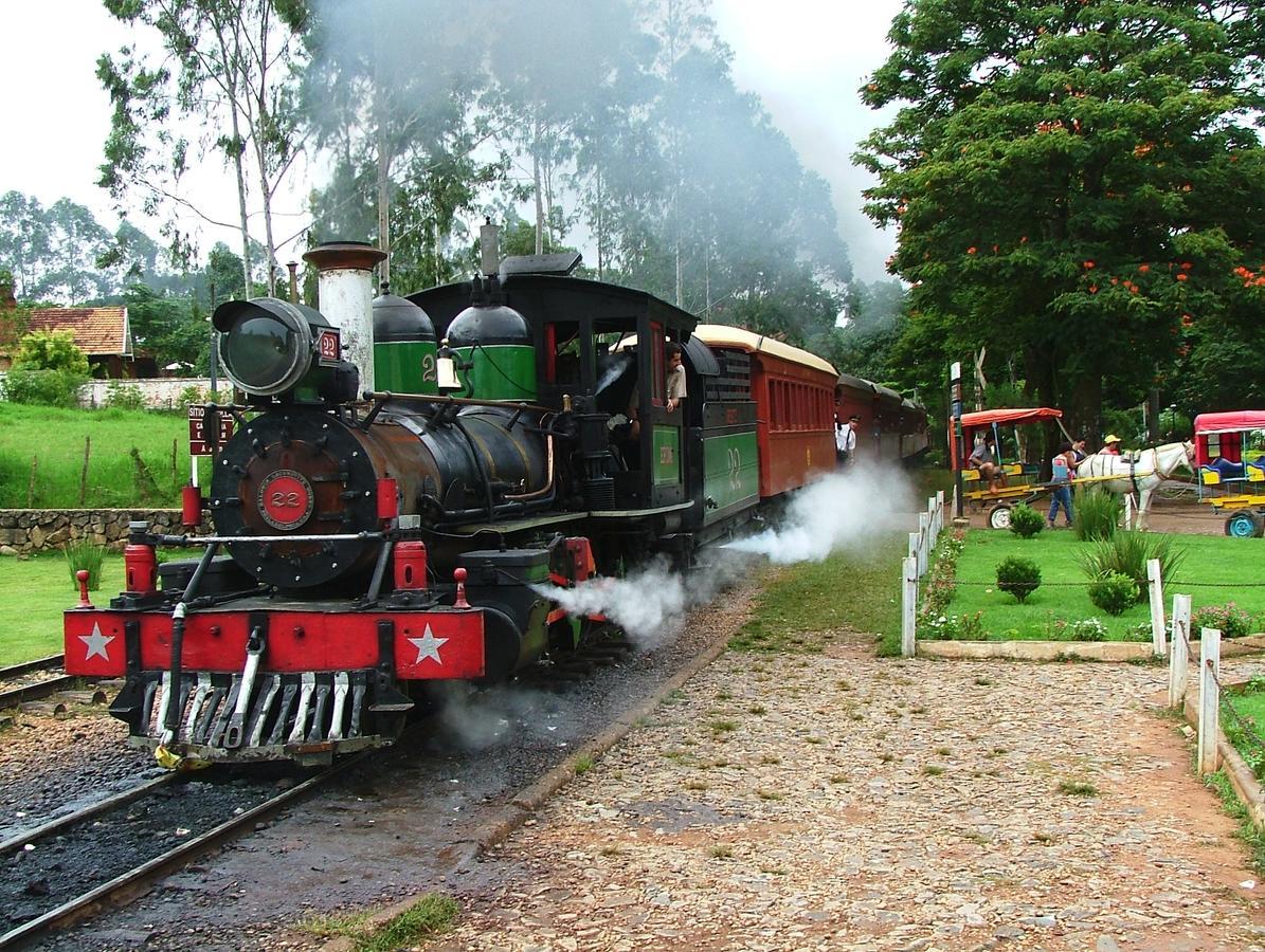 טיראדנטס Pousada Caminho Do Trem מראה חיצוני תמונה